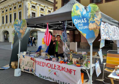 Unser Stand am Tag der Erde©O4F - Omas for Future