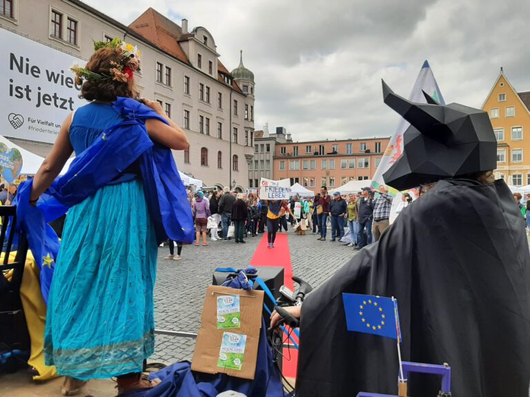 AktionEUWahl©O4F - Omas for Future AktionEUWahl©O4F 768x576