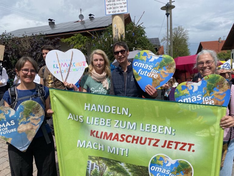 RG Muenchen auf Koa Gas Demo Mai 2025©O4F - Omas for Future RG Muenchen auf Koa Gas Demo Mai 2025©O4F 768x576