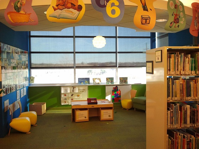 childrens library - Omas for Future