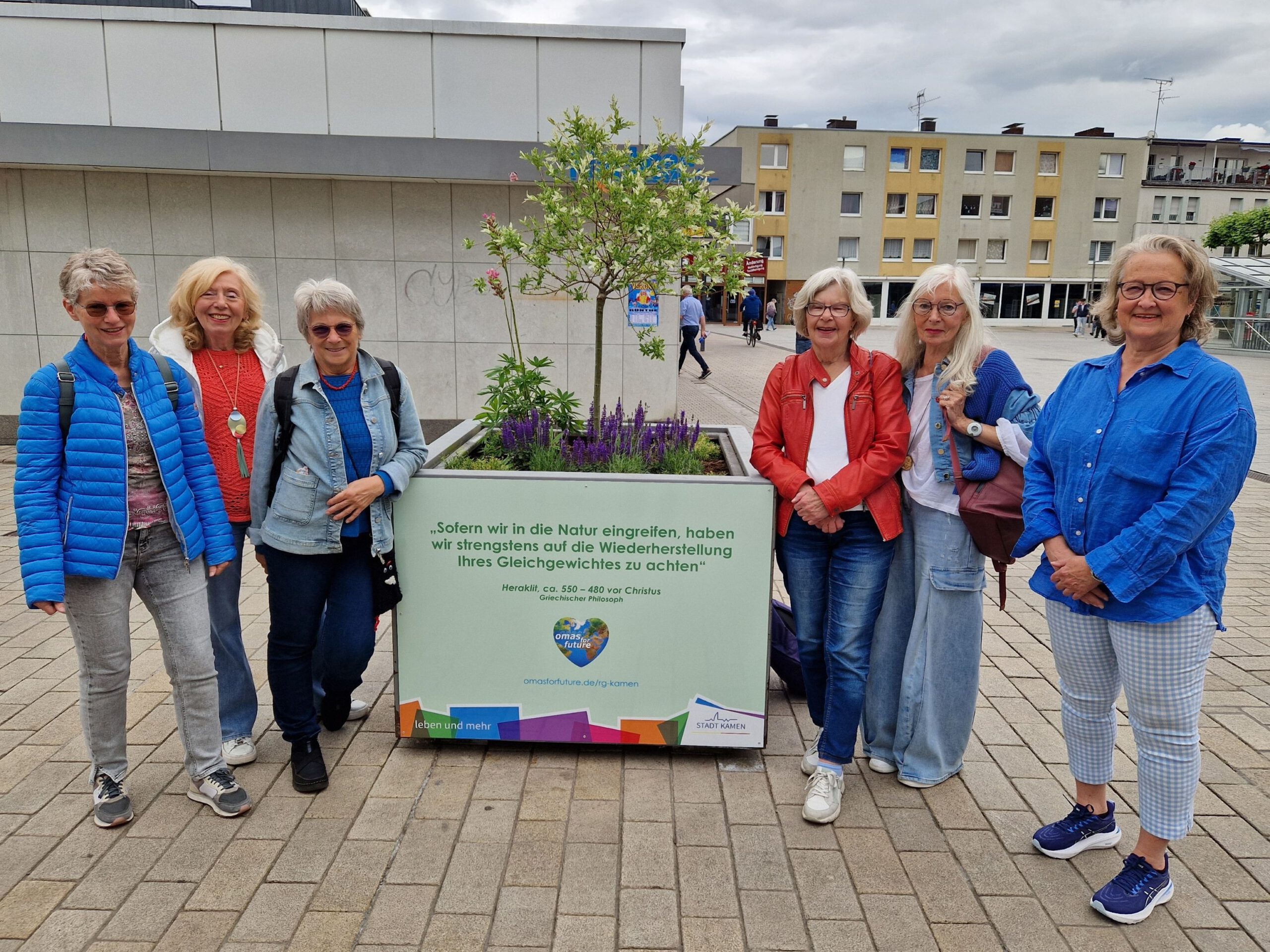 Kuebel2cO4F Kamen scaled - Omas for Future