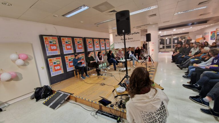 Karo10 Zwischennutzung Klimagruppen Podiumsdiskussion Jan26 Augsburg©O4F - Omas for Future Karo10 Zwischennutzung Klimagruppen Podiumsdiskussion Jan26 Augsburg©O4F 768x432