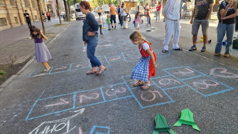 Parkingday Sept 25 Augsburg©O4F - Omas for Future Parkingday Sept 25 Augsburg©O4F 768x432