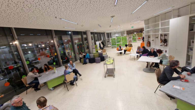 Rausausderbubble Stadtbuecherei Jan26 Augsburg©O4F - Omas for Future Rausausderbubble Stadtbuecherei Jan26 Augsburg©O4F 768x432