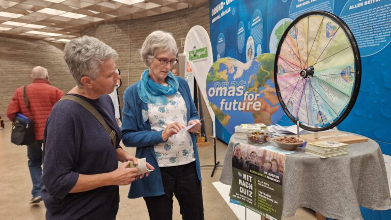 Welternaehrungstag ubz Augsburg Okt2025©O4F - Omas for Future Welternaehrungstag ubz Augsburg Okt2025©O4F 768x432