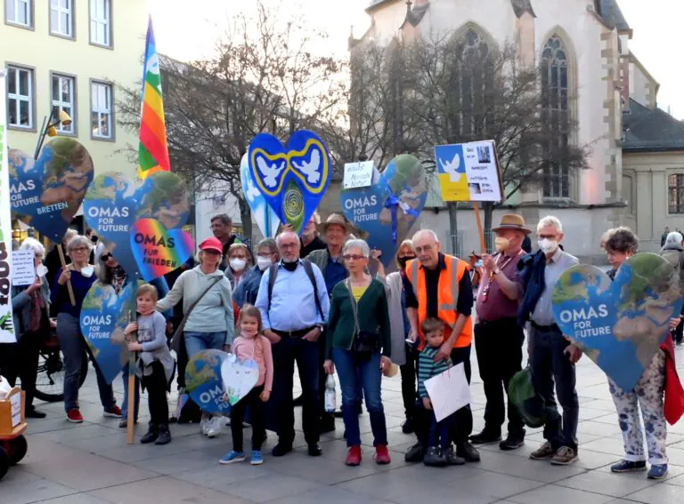 Bretten 14 - Omas for Future 25.3. Klimastreik 1 kleiner 768x567