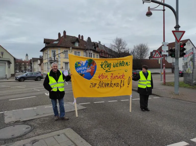 Banneraktion_11.2.25_Fußgängerüberweg_Bretten©O4F Banneraktion_11.2.25_Fußgängerüberweg_Bretten©O4F