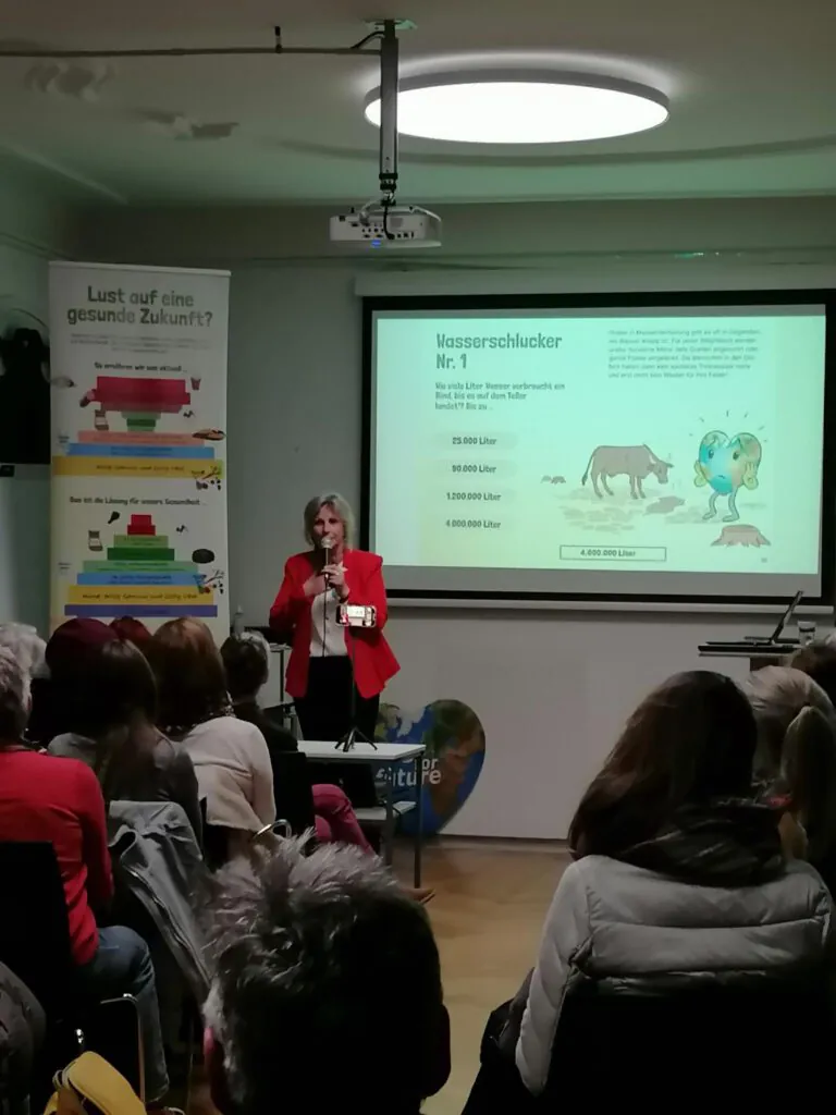 1 Vortrag Cordula 03 2025 Landsberg©O4F 1 - Omas for Future 1 Vortrag Cordula 03 2025 Landsberg©O4F 1 768x1024