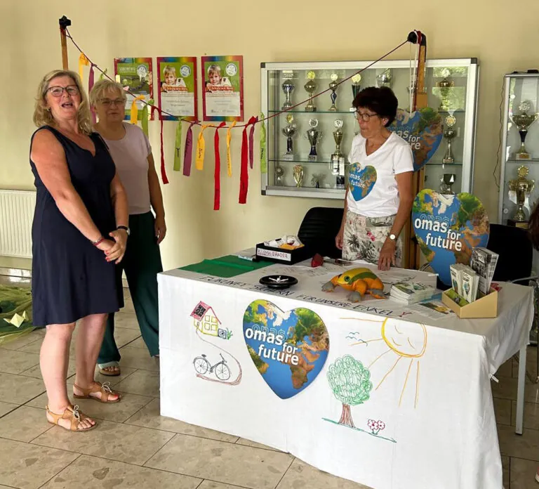 O4F Sangerhausen 01.09.25© - Omas for Future O4F Sangerhausen 01.09.25© 768x696